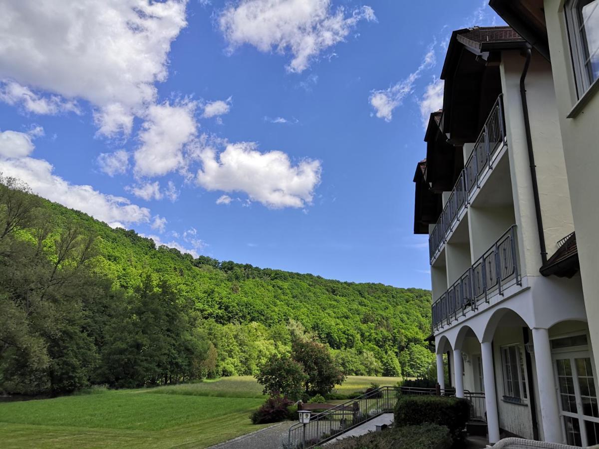 Hotel Saaletalstuben Gräfendorf Buitenkant foto